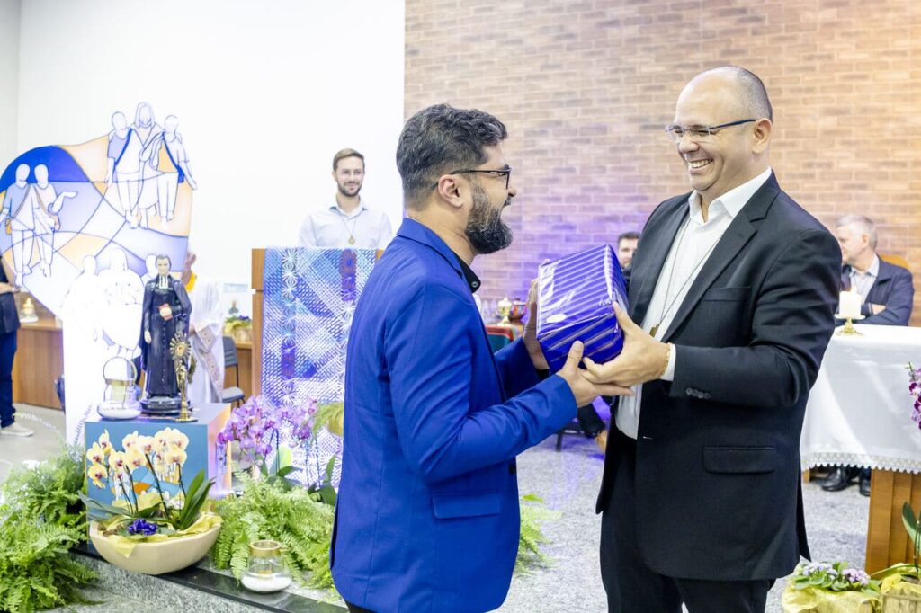 Primeira Profissão Ir Gustavo e Ir João Leonardo ()