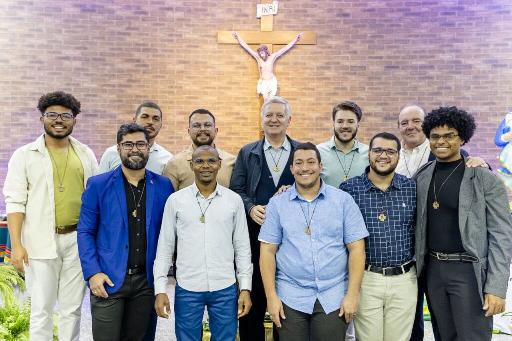 Primeira Profissão Ir Gustavo e Ir João Leonardo ()
