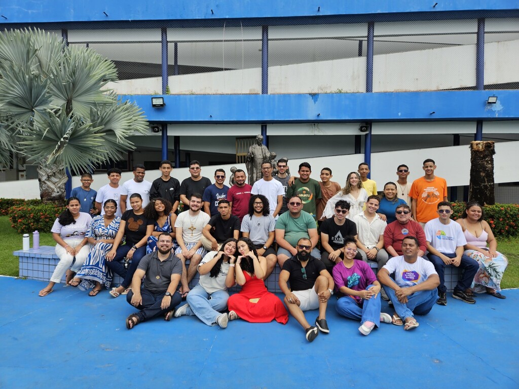 Jovens envolvidos em projetos pastorais maristas celebram o Ecoar Norte