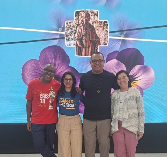 Comunidade Marista de Campina Grande leigas e Irmãos testemunham compromisso com as juventudes Comunidade Marista de Campina Grande leigas e Irmãos testemunham compromisso com as juventudes