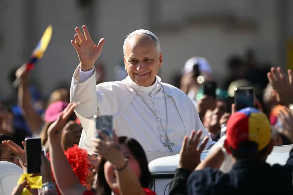 Papa Leão XIV canoniza sete novos santos na Praça São Pedro