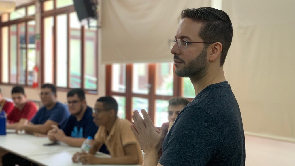 Encontro Vitalizar reúne jovens vocacionados em Igarassu (PE)